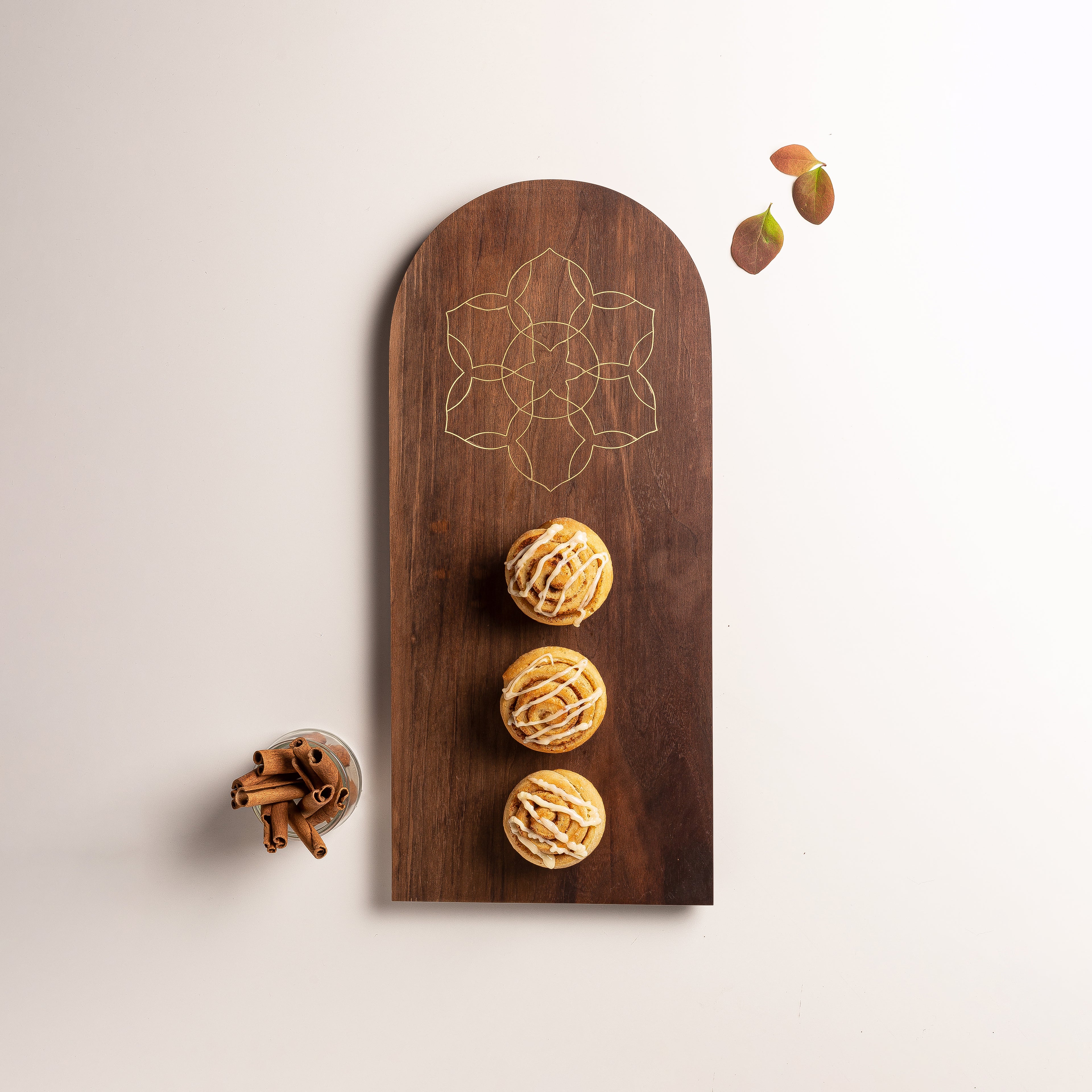 The Golden Lilly Platter