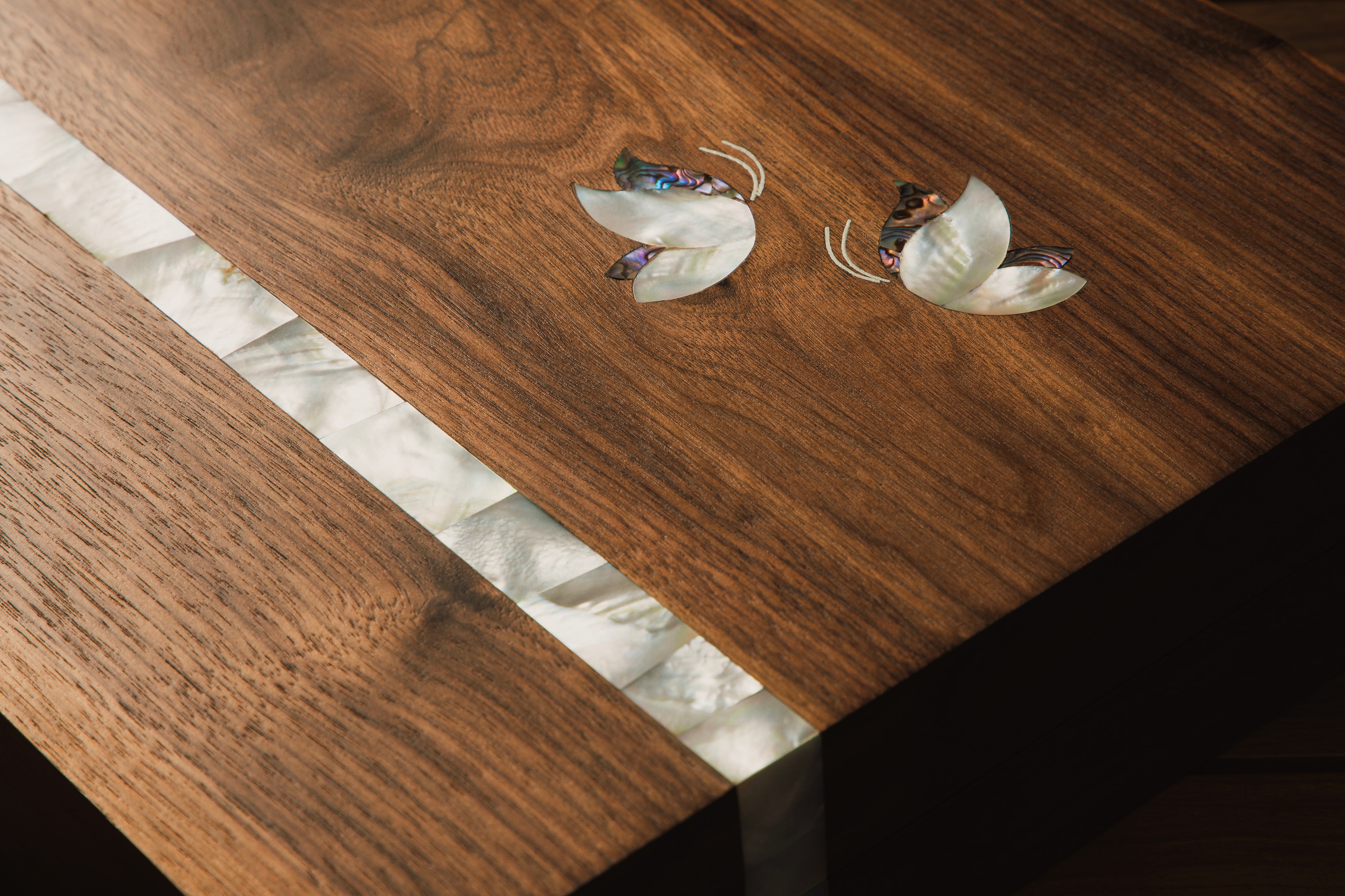 Pearl Butterfly Backgammon