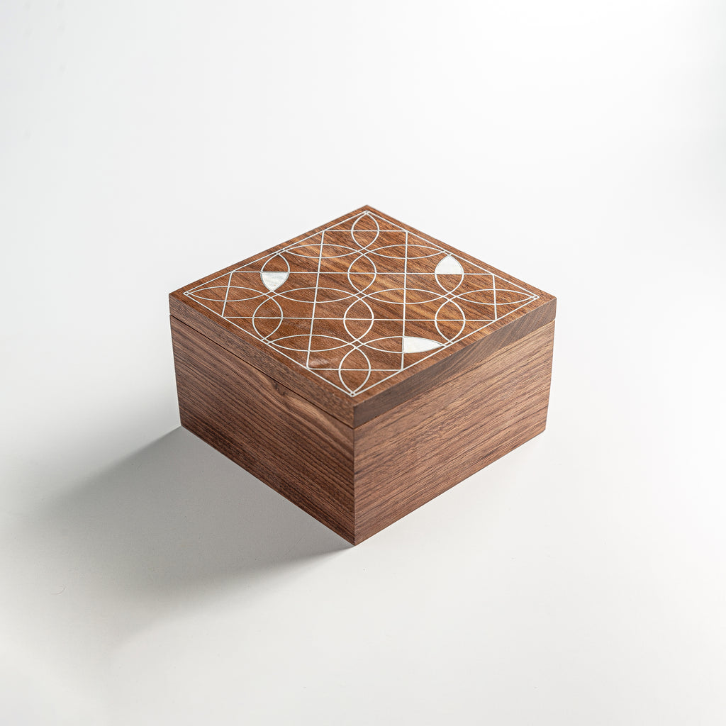 Pearl Reflections Box