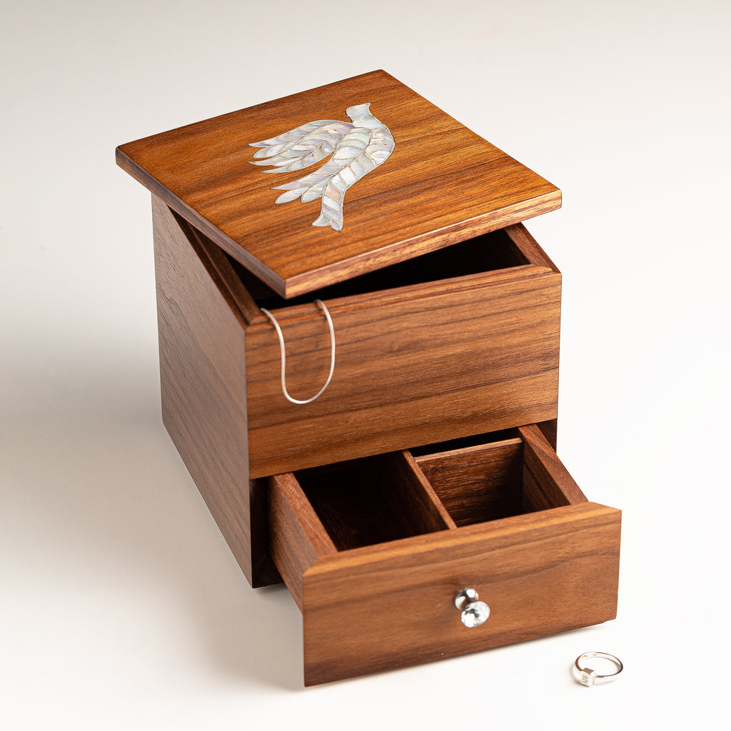 Pigeon Box