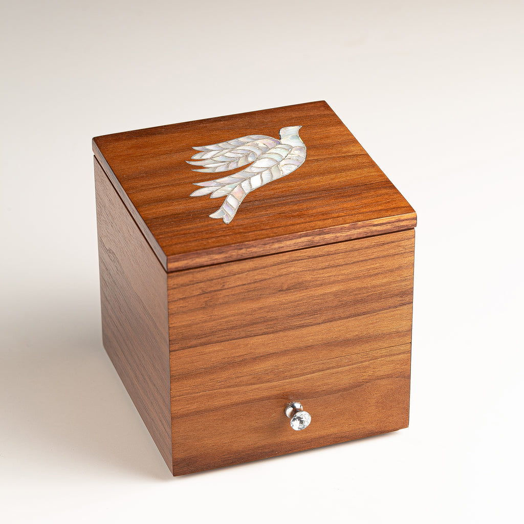 Pigeon Box